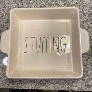 Rae Dunn casserole dish
